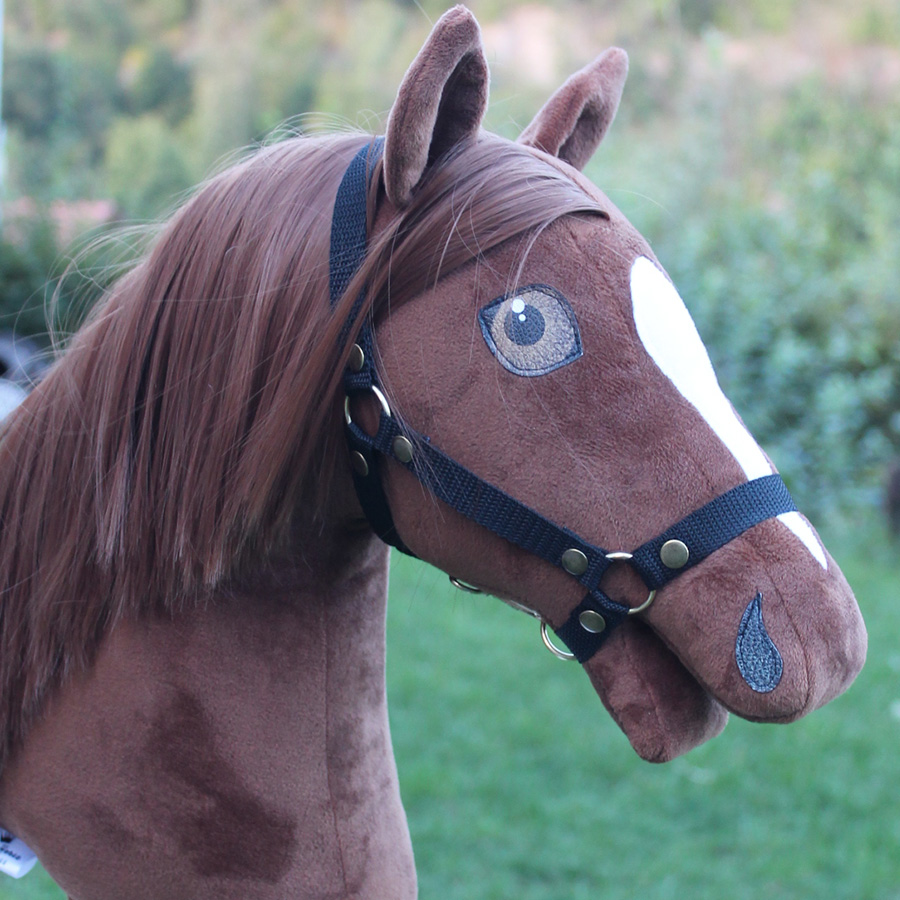 hnědý hobby horse s opravdickým vlasem