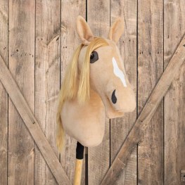 hobbyhorse_bezovy_sunny